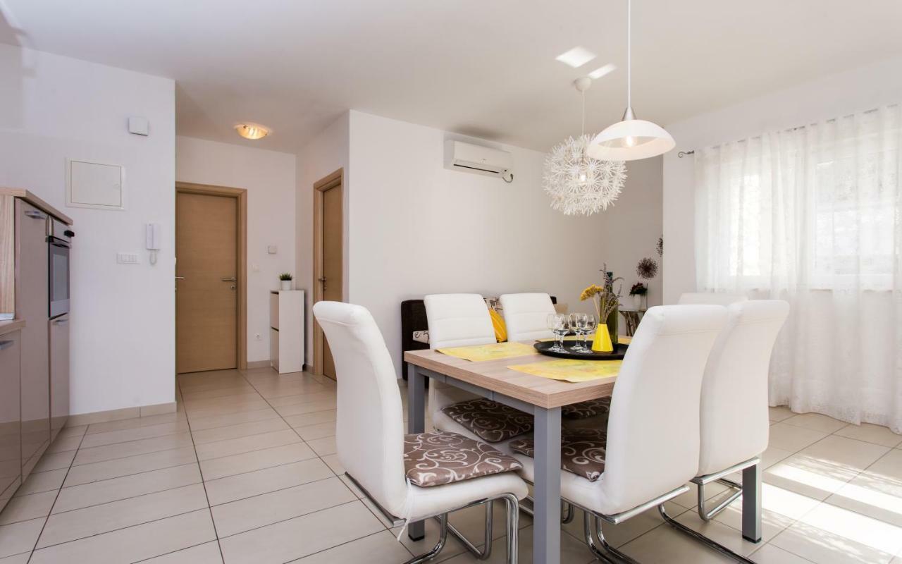 Apartments Matea I Baska  Exterior photo